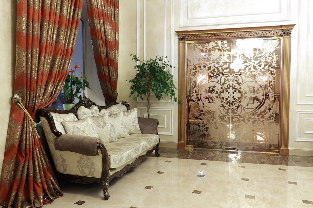 Hotel Aristokrat 波尔塔瓦 外观 照片