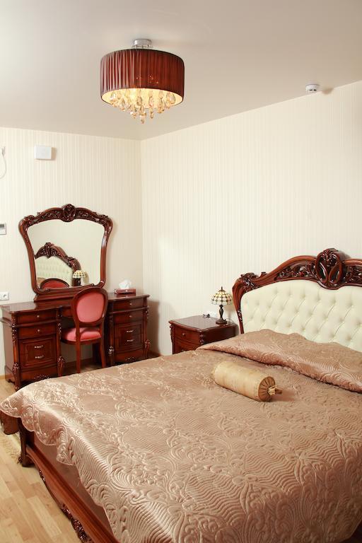 Hotel Aristokrat 波尔塔瓦 客房 照片