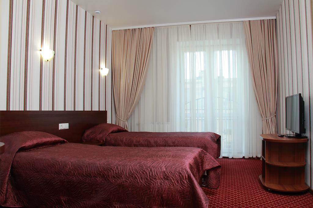Hotel Aristokrat 波尔塔瓦 客房 照片